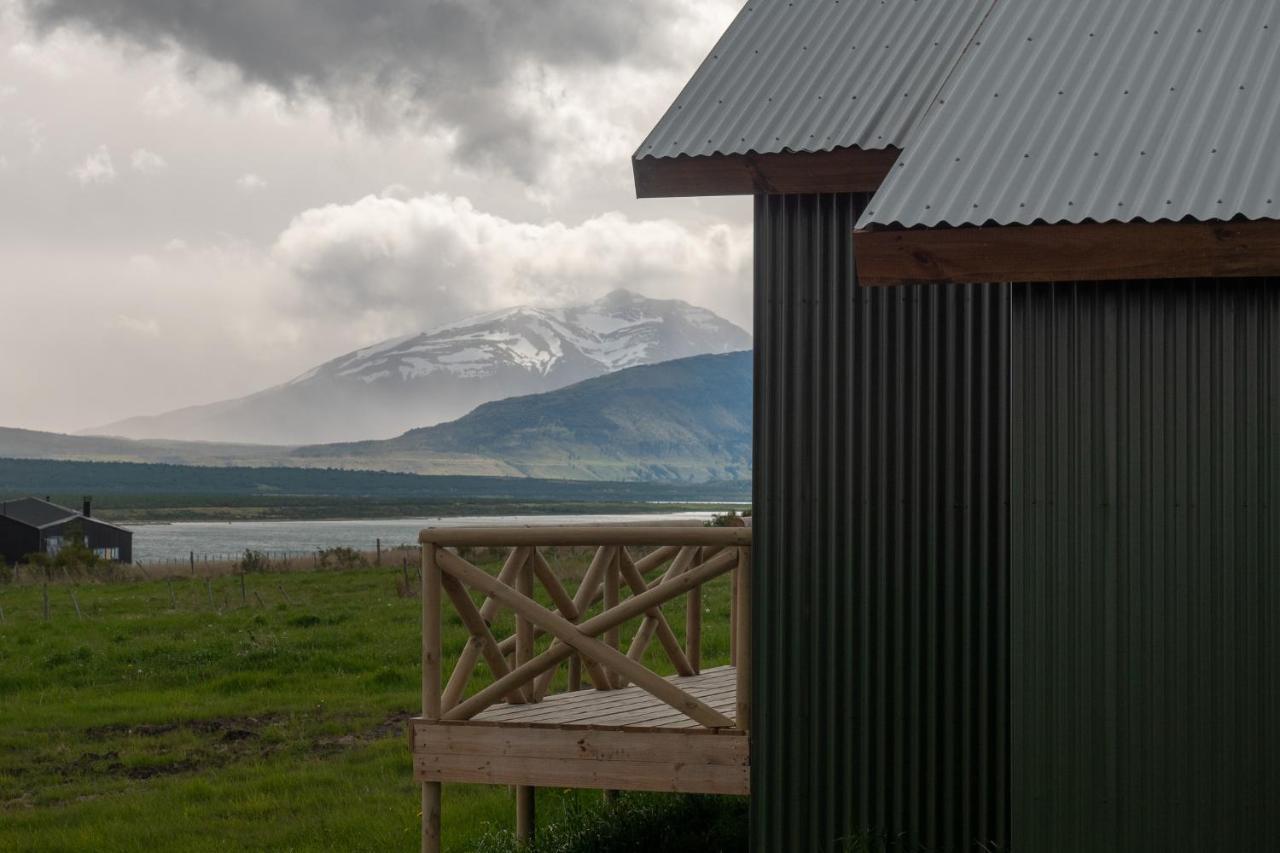 Garden Domes Villa Puerto Natales Exterior photo